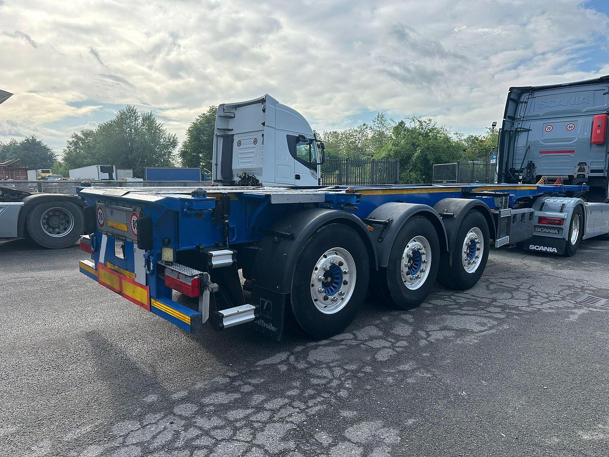 Usato Semirimorchio Porta Tank 20/30 piedi 