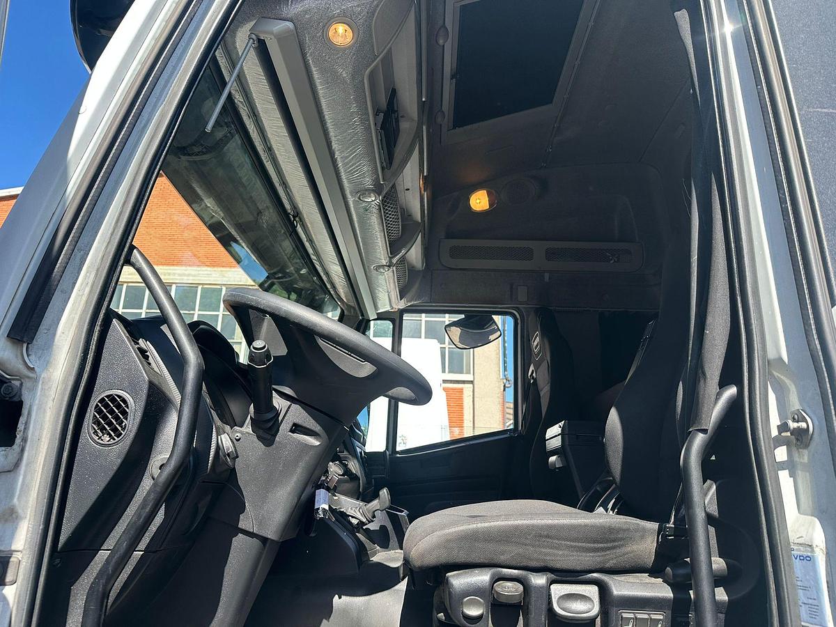 Usato Iveco Stralis 460 cabina A/T 2019