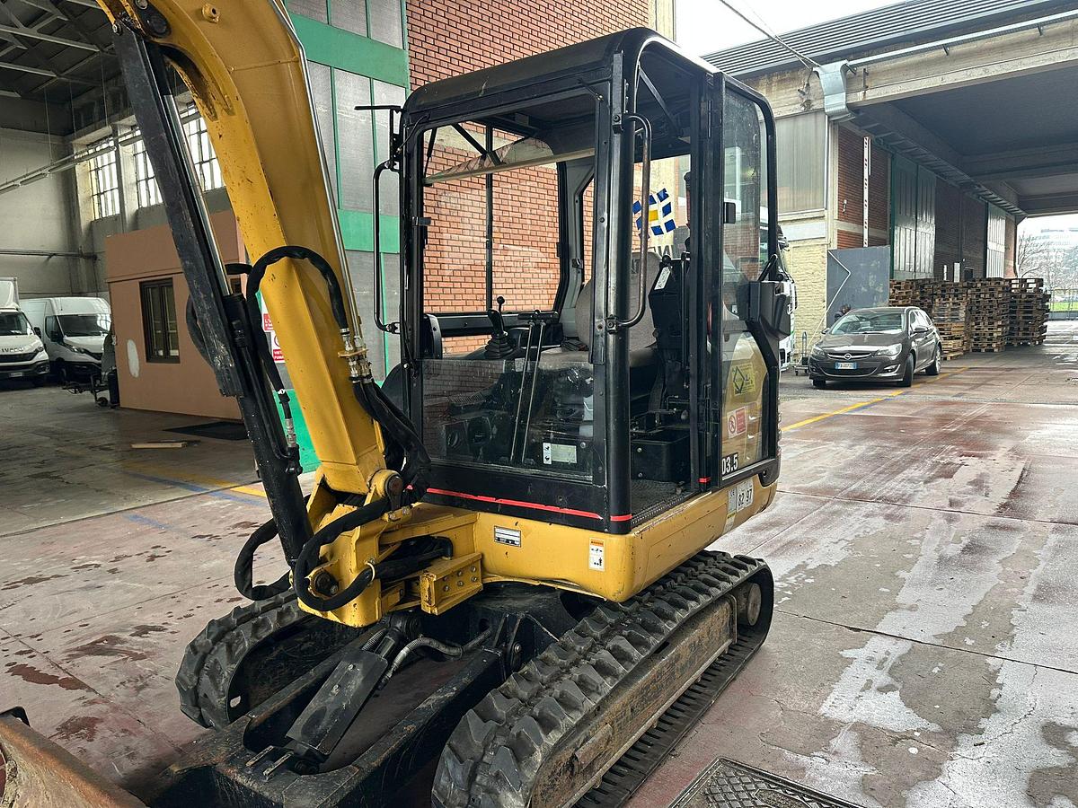 Usato MINIESCAVATORE CATERPILLAR 303.5