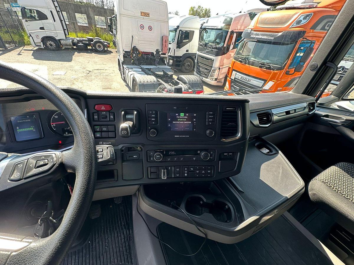 Usato SCANIA R 450 CAMBIO AUTOMATICO RETARDER Pompa e Presa di Forza
