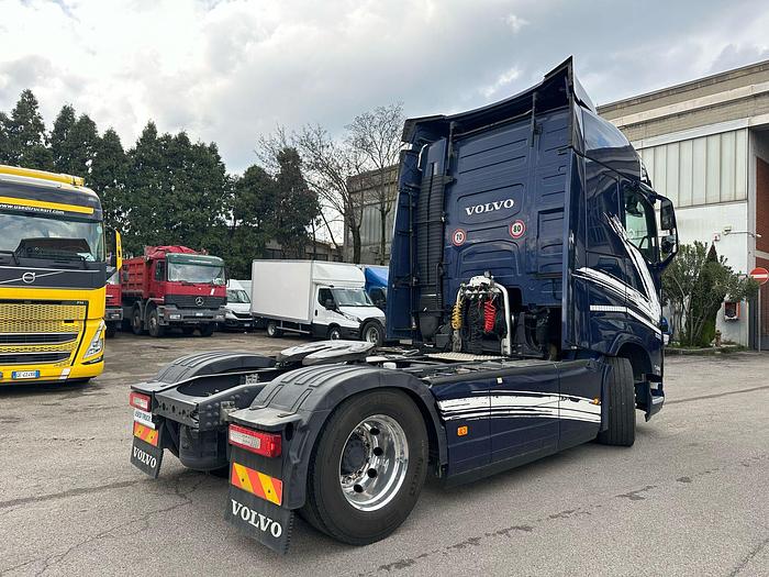 Usato VOLVO FH 500 AUROMATICO WEB/PLUS clima da fermo 2017