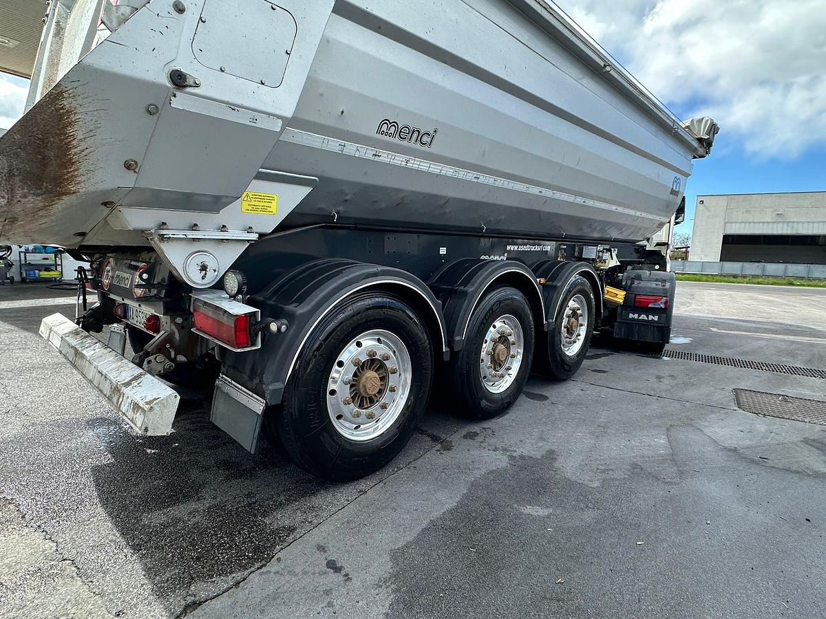 Usato Semirimorchio Menci 27 m^ ribaltabile posteriore