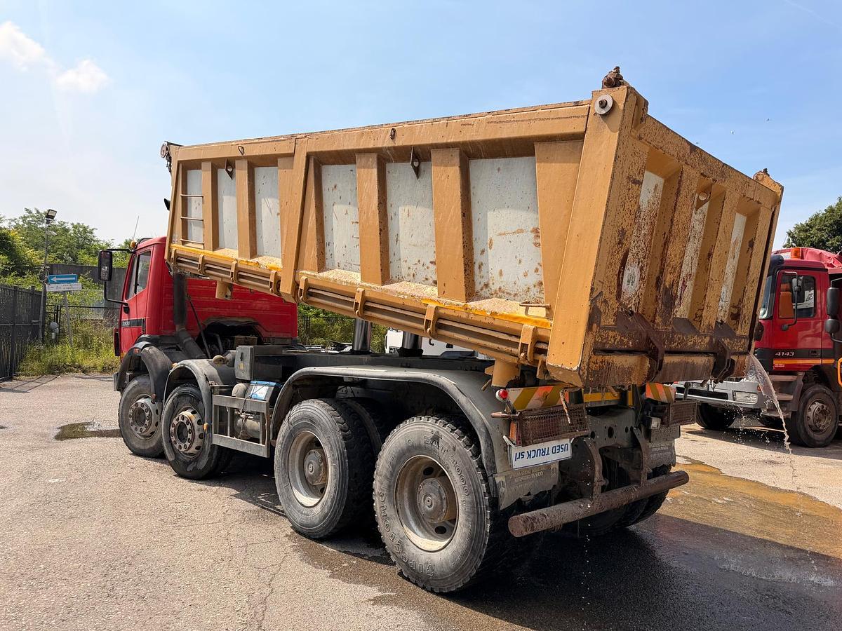 Usato MOTRICE QUATTRO ASSI MERCEDES SK 3538 RIBALTABILE POSTERIORE