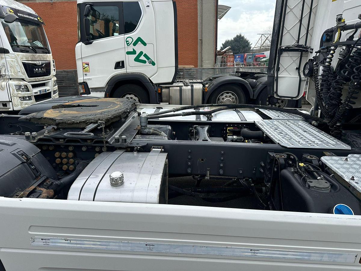 Usato SCANIA R 490 POMPA E PRESA DI FORZA