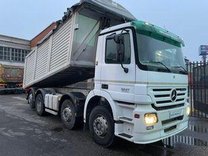 Usato 2004 MERCEDES-BENZ Actros 3241