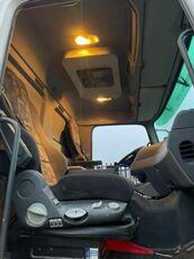 Usato 2004 MERCEDES-BENZ Actros 3241