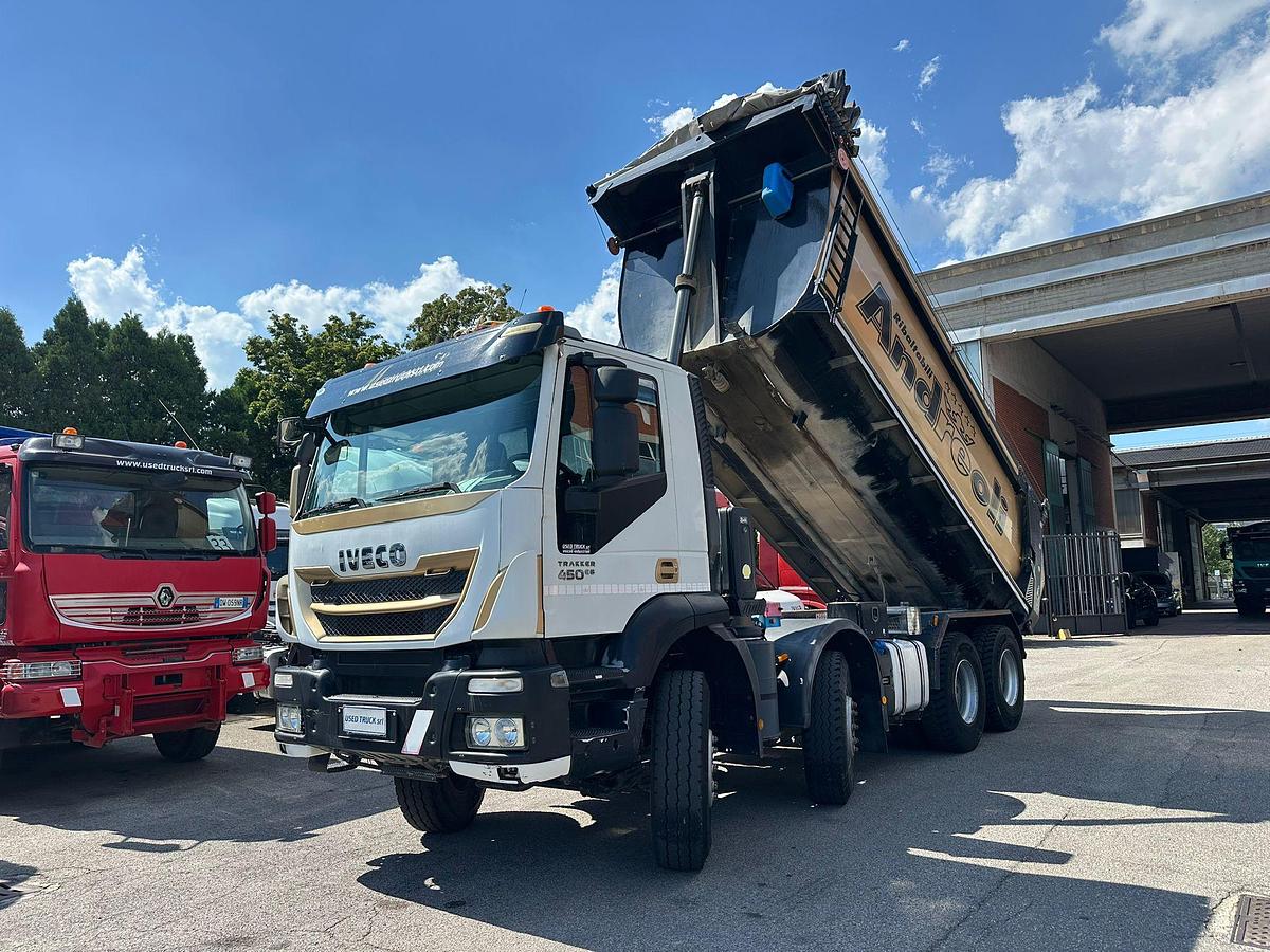 Usato Iveco Trackker 450 8x4 Ribaltabile posteriore Andreoli