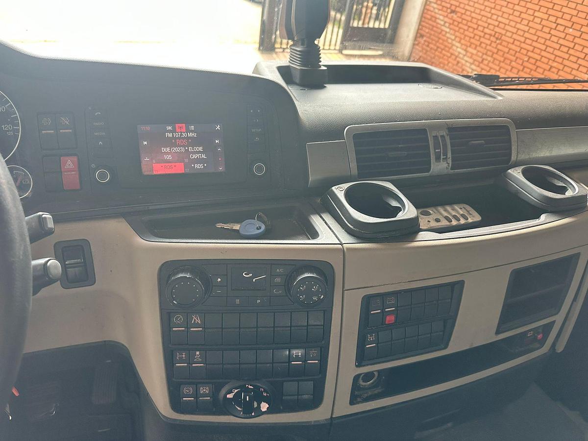 Usato Man tgs 420 automatico retarder POMPA E PRESA DI FORZA