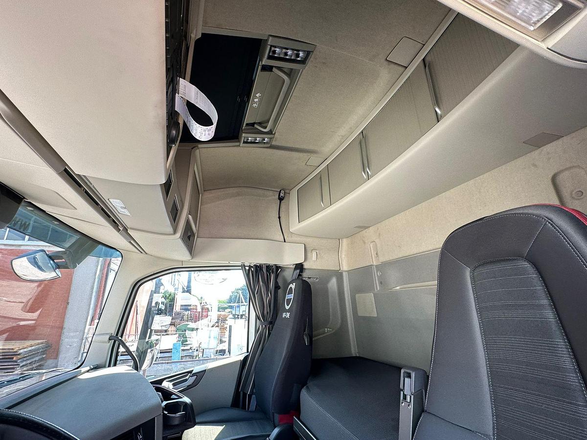 Usato Volvo FH 500 Automatico Web/Plus POMPA E PRESA DI FORZA KM 470.000