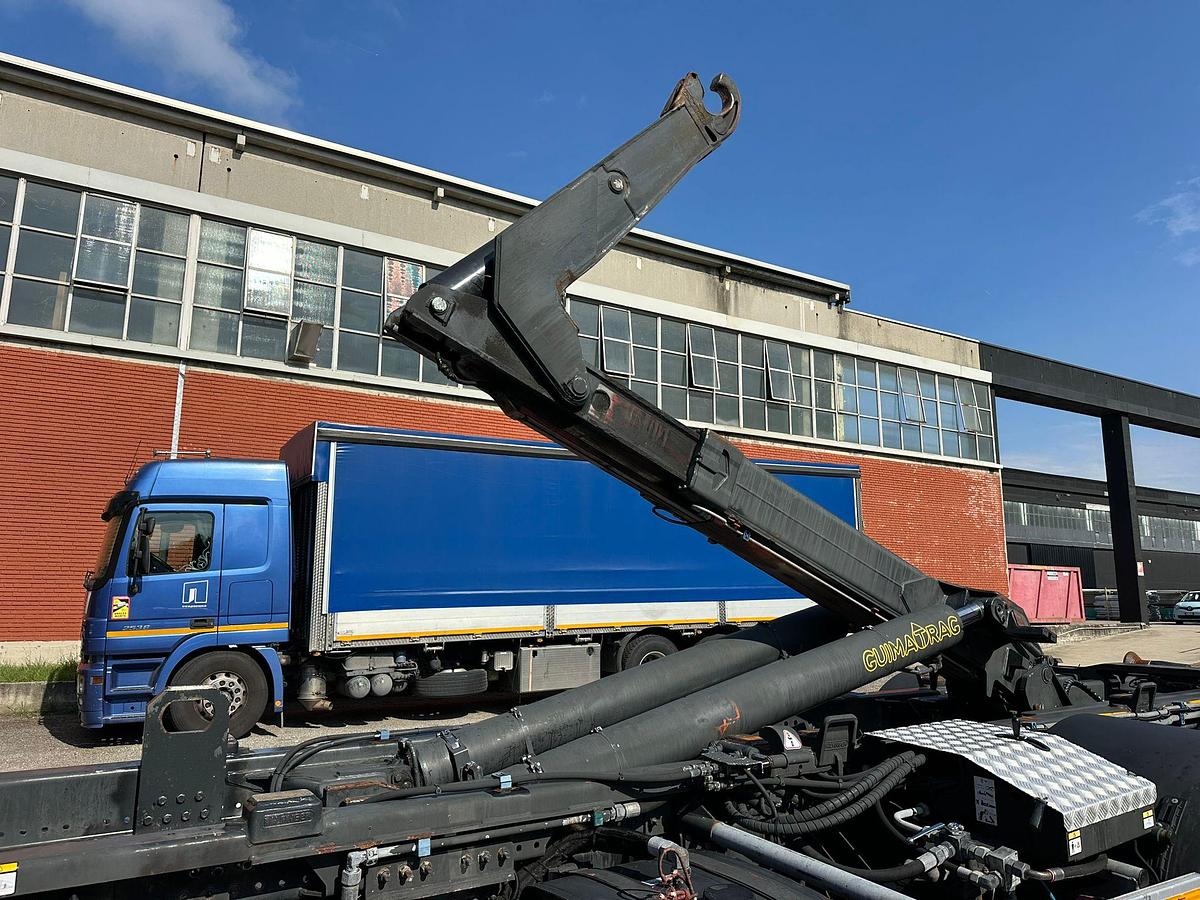 Usato VOLVO FH 500 6X2 con Scarrabile 26T+ rimorchio