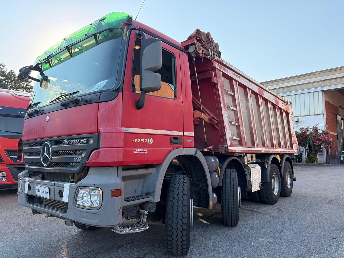 Usato Mervcedes Actros 41.51 8x4 2009