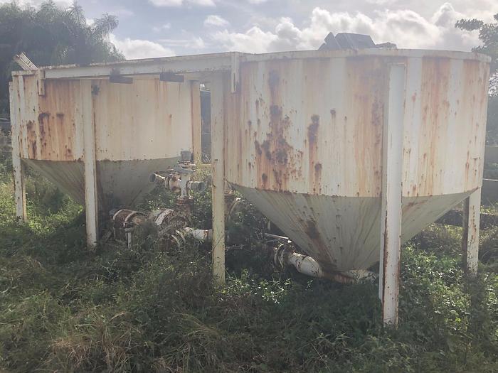 Used 2000 FMC Bean Plunger pumps Bean FMC M1626 AP  Two each