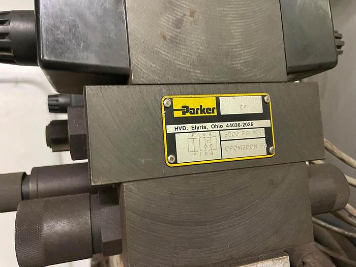 Used Whallon High Speed Bright Can Palletizer