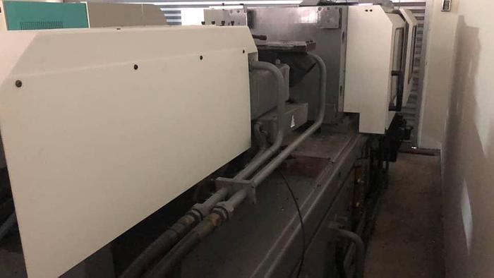 Used 2015 HUARONG HRN-160 PLASTIC INJECTION MOLDING MACHINE