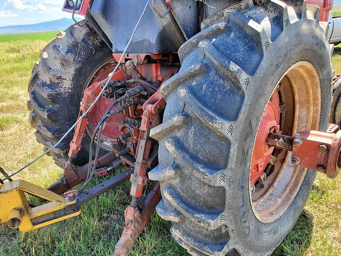 Used 1980 International 1086 Tractor