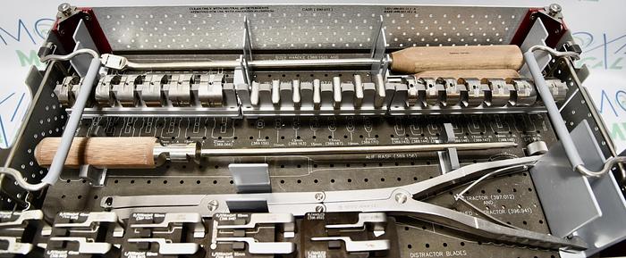Used SYNTHES 690.031.10A ALIF Spacer System Tray Set
