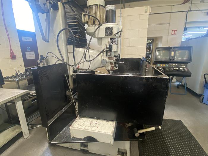 Used 1998 Hurco Hawk 30 SSM 3 Axis CNC Milling Machine