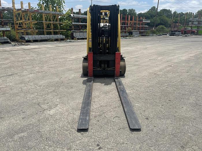 Used 12,000 POUND HYSTER S120FTPRS WITH CASCADE ROLL CLAMP