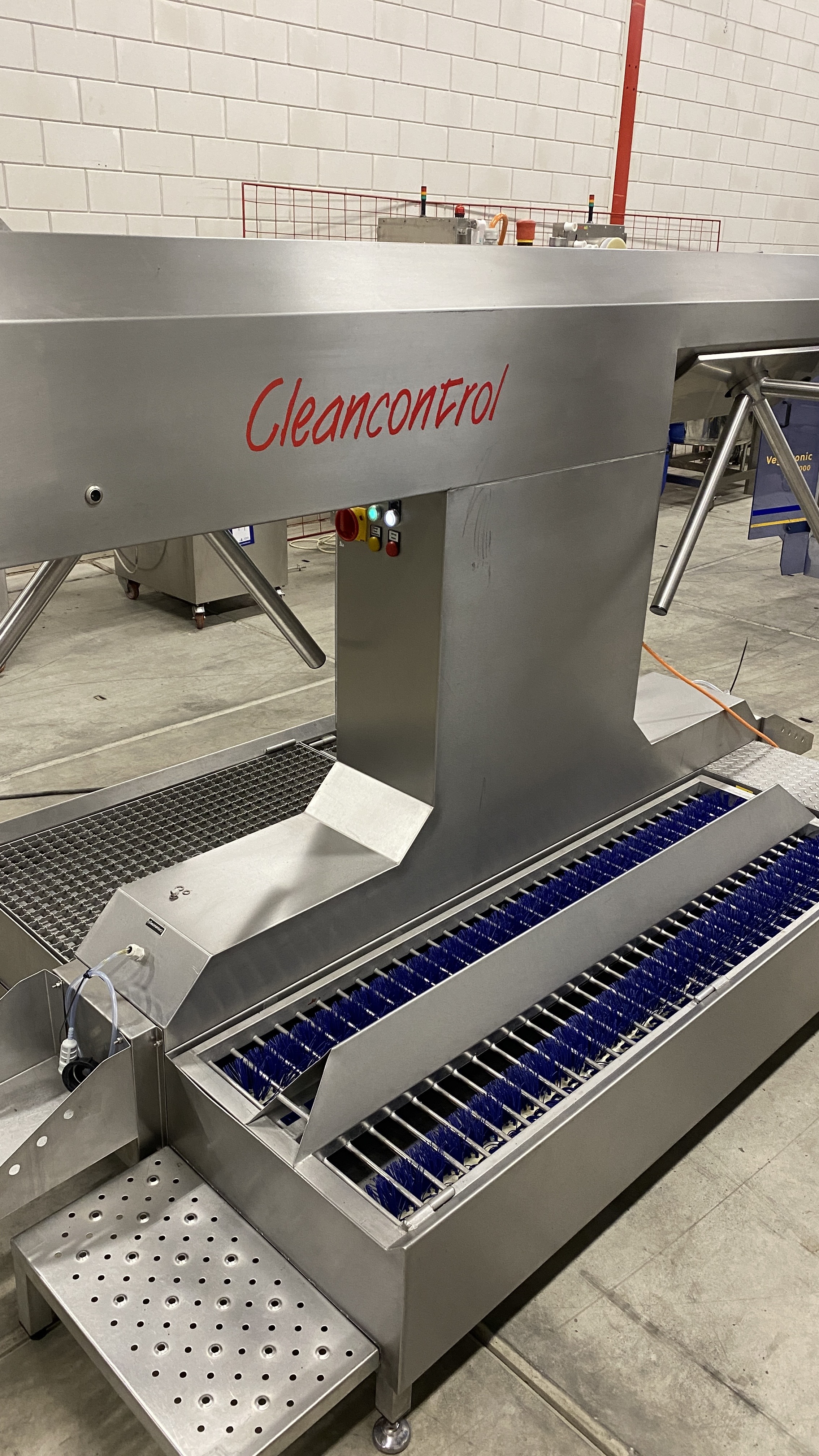 Used Cleancontrol Hygiene station