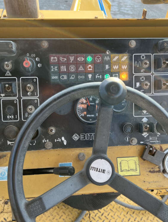 Usado 2005 Bitelli BB 650 DT