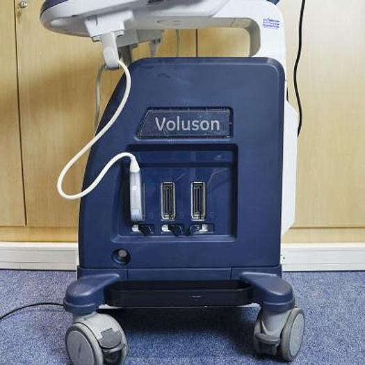D'occasion ECHOGRAPHE GENERAL ELECTRIC VOLUSON P8