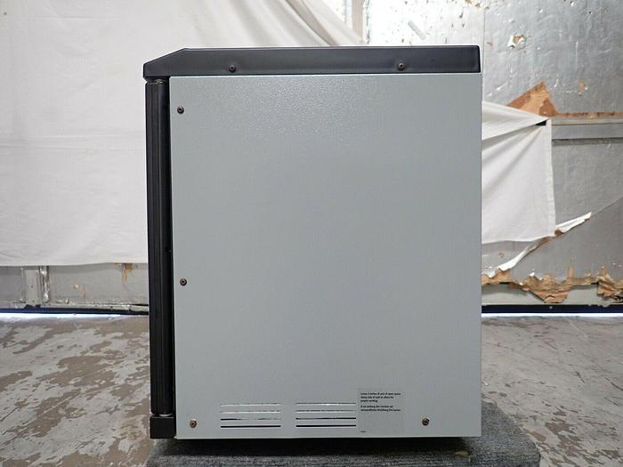 Used Sage Products Model 7939 Warmer