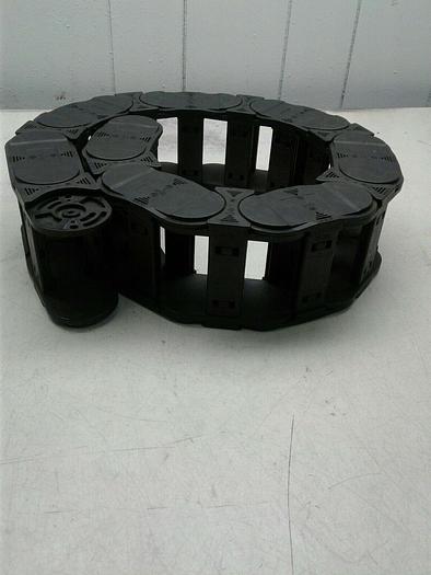 igus E4.32.01 (8 pieces) E4.32.02.100 (8 pieces) Chain