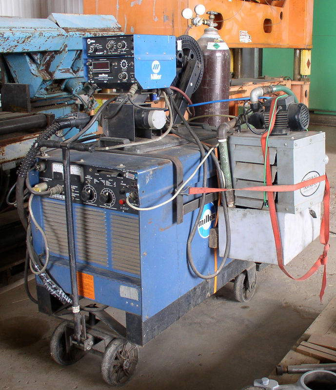 Used 450 AMP MILLER PULSTAR MIG WELDER, for Sale in Casa Grande, Ar...