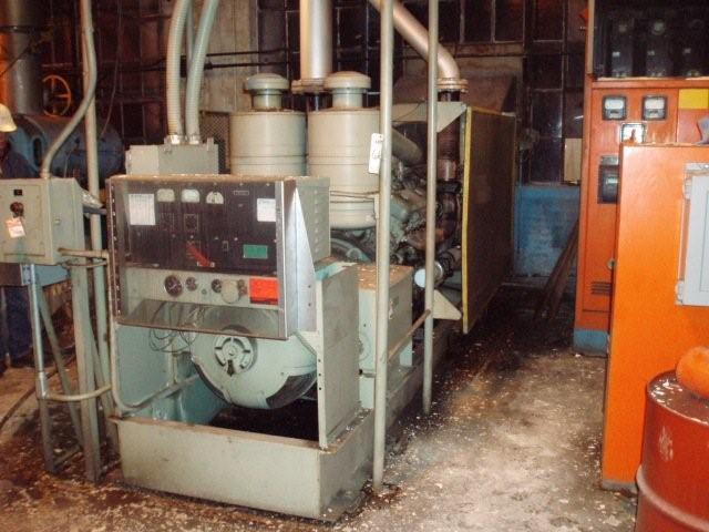 Used 350 kW Delco Model E-5232RN Detroit Diesel Generator Set