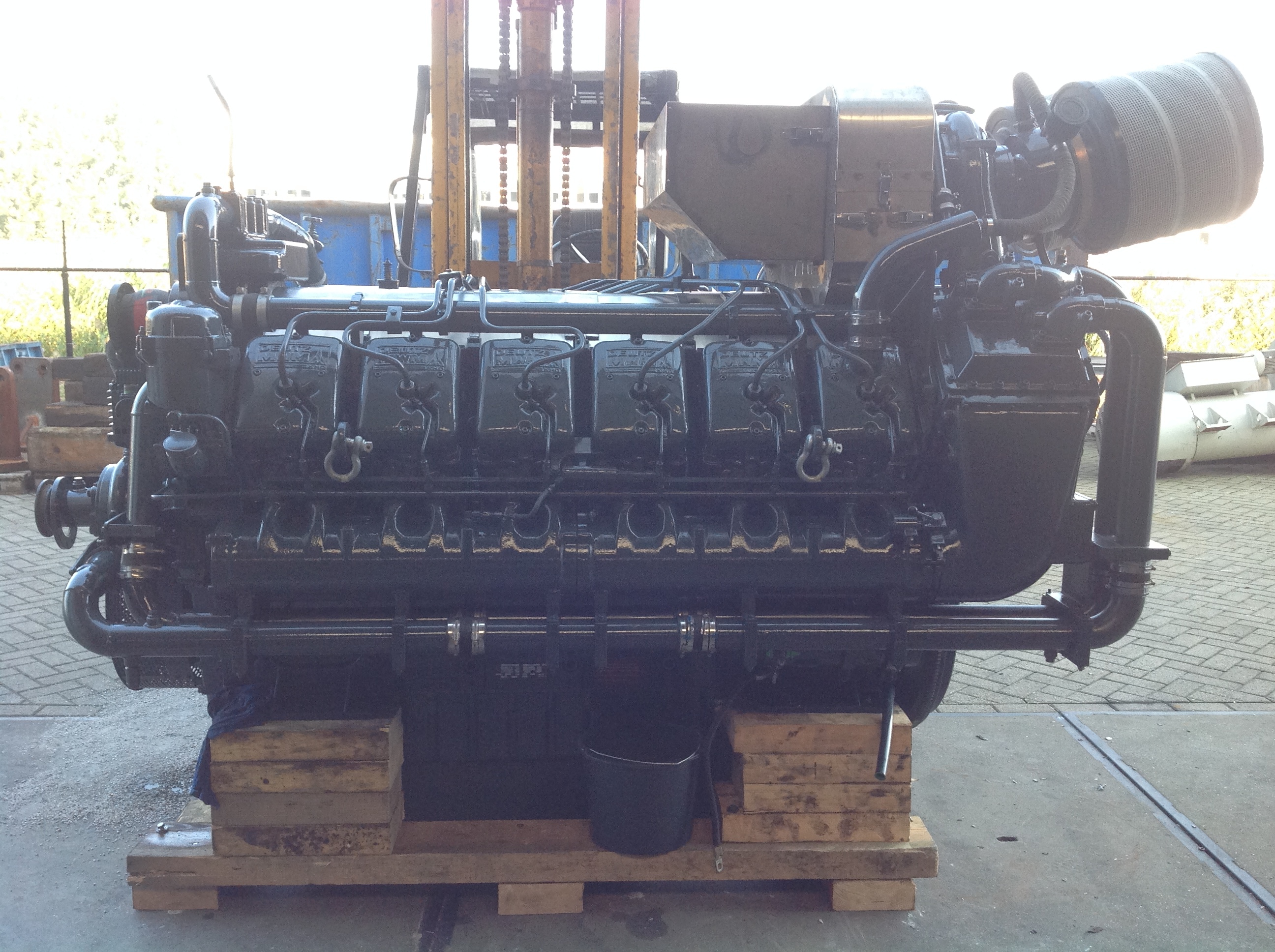 Used 1998 DEUTZ TBD 620-V12