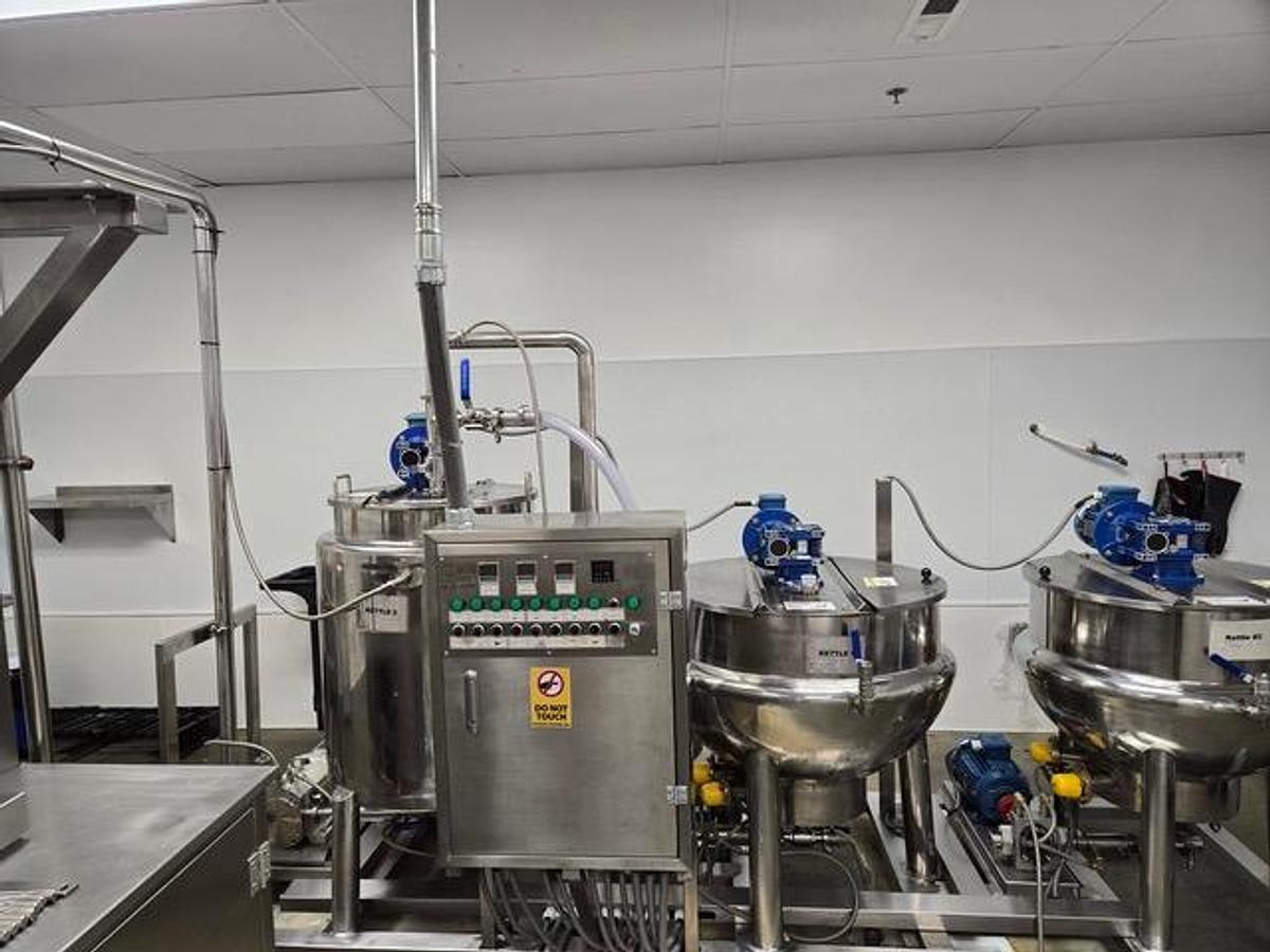 Used Used  TG  Model  GD50Q  Gummy  Line