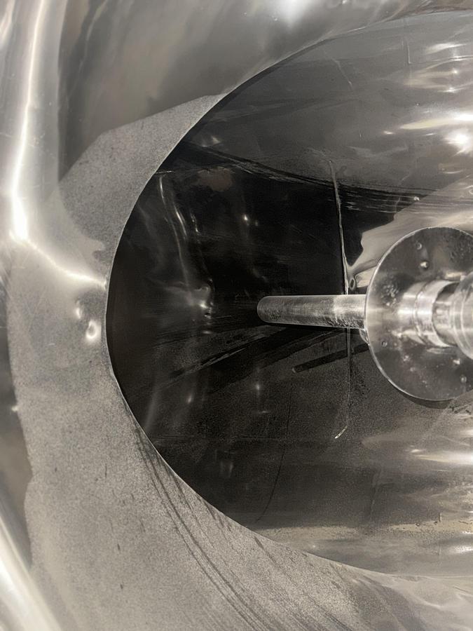 Used Gemco 50 Cuft V-Blender W/ bar 