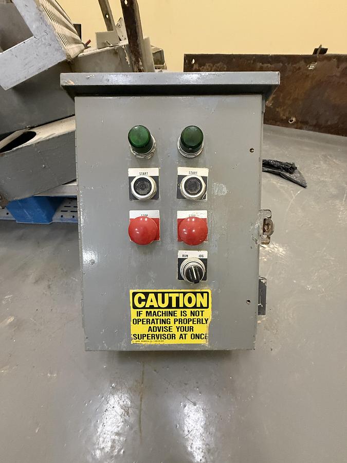 Used Gemco 50 Cuft V-Blender W/ bar 