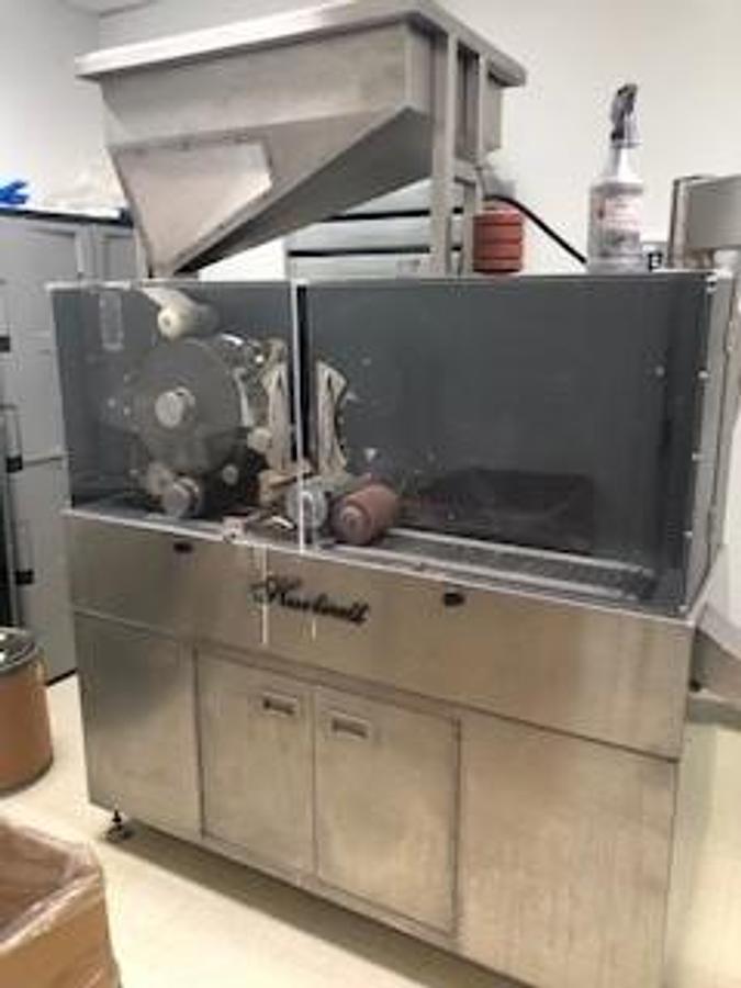 Used Hartnett 00 capsule printing machine