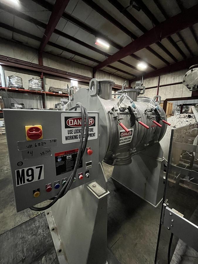 Used 600  Liter  Littleford  Plow  Mixer  No  Choppers
