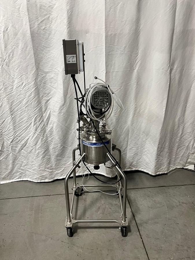 Used 3  Liter  SEI  Jacketed  Mixing  Tank