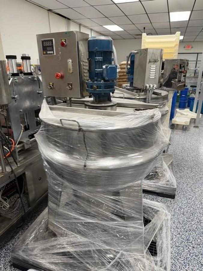 Used Complete Small Scale Gummy Line