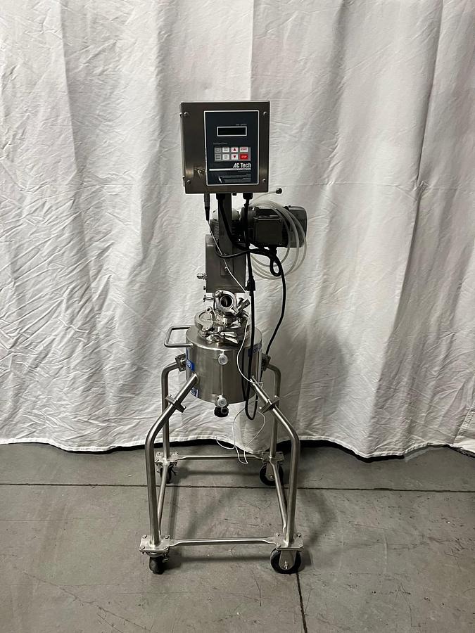 Used 3  Liter  SEI  Jacketed  Mixing  Tank