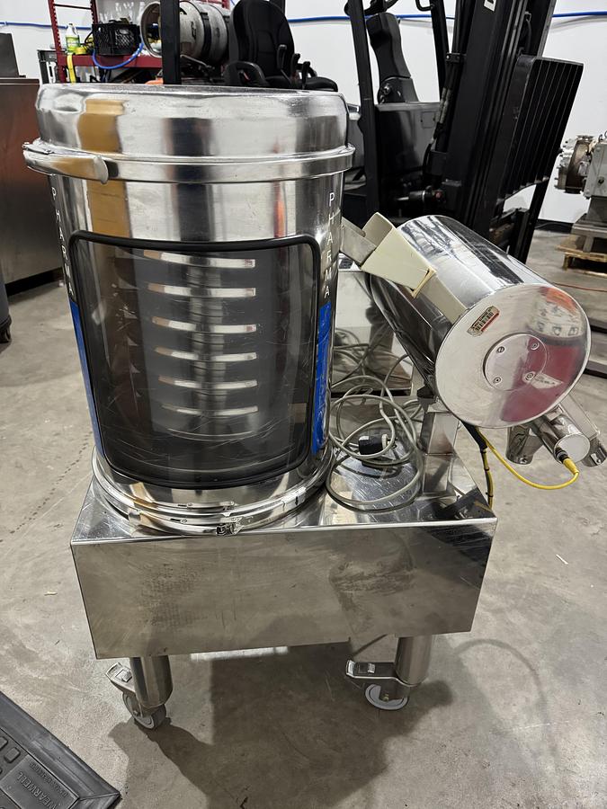 Used Pharma technologies Deduster & metal detector