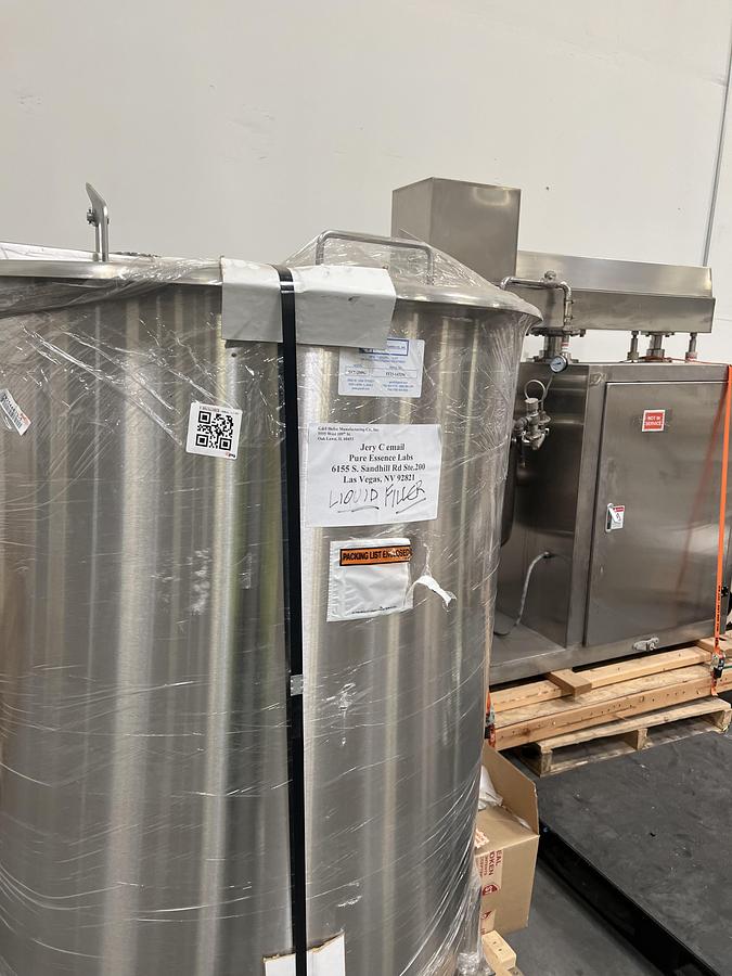 Used 200 Gallon Tank with lightening mixer