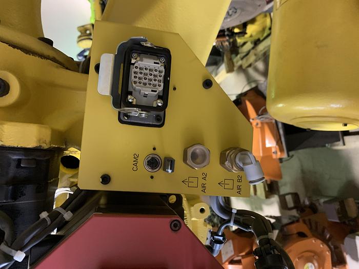 Used FANUC ROBOT LIQUIDATION SALE R2000iC/125L 6 AXIS CNC ROBOT WITH R30iB CONTROLLER, IR VISION, 125KG X 3,100 MM H REACH
