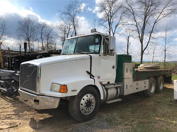 Used 1996 Volvo Water Truck