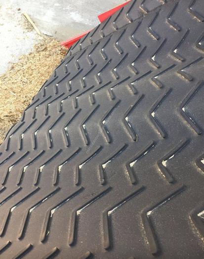 Used Custom Built 24 Foot Incline Conveyor