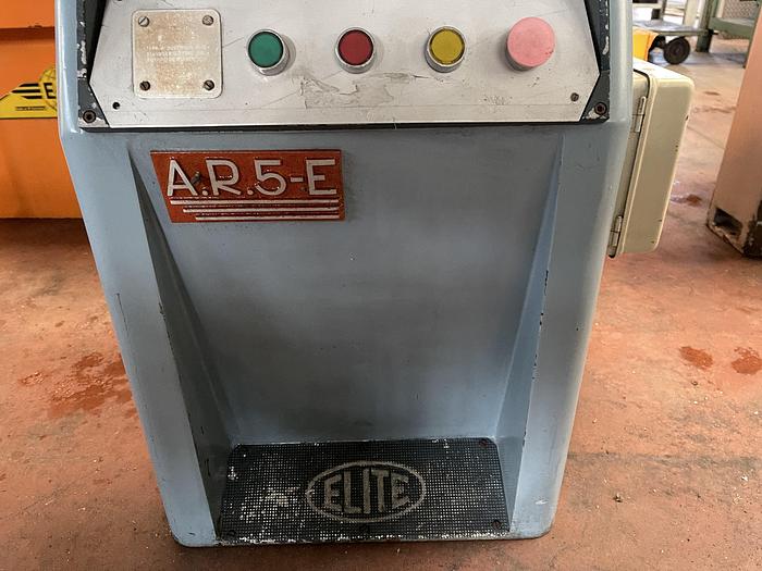 Ottime Affilatrice universale ELITE A.R.5-E.