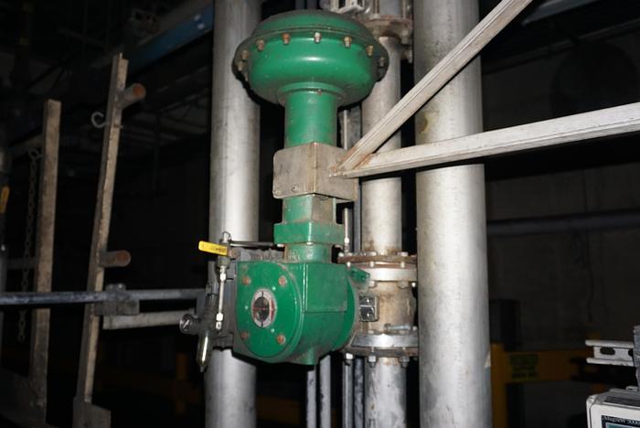 Used VARIOUS SIZED FISHER VALVES STAINLESS STEEL