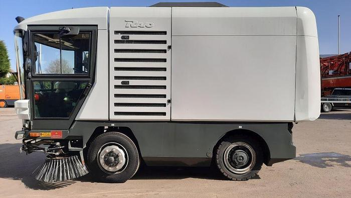 Gebruikt 2009 RAVO 540 STH