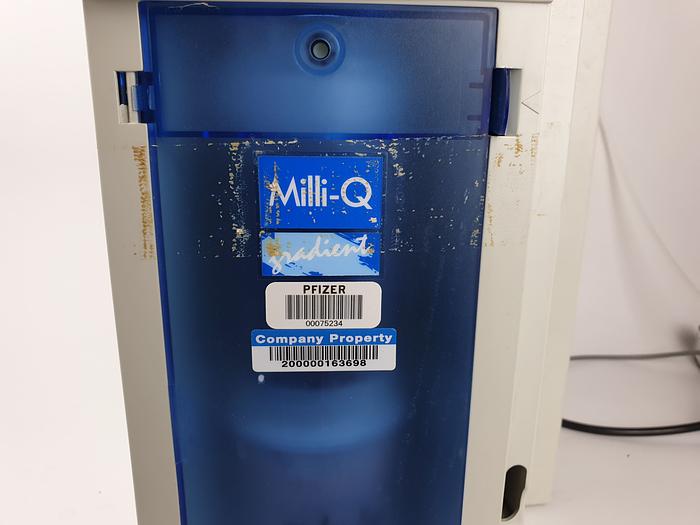 Used Millipore MILL-Q Water purification system