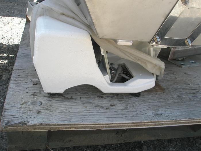 Used Feeder, Vibratory, 10" X 22", S/st, Electro-Magnet Driven, #C736625
