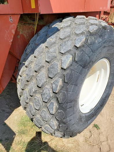 Used 2006 Hesston 4910 Baler w/ Accumulator ** 32k Bales **