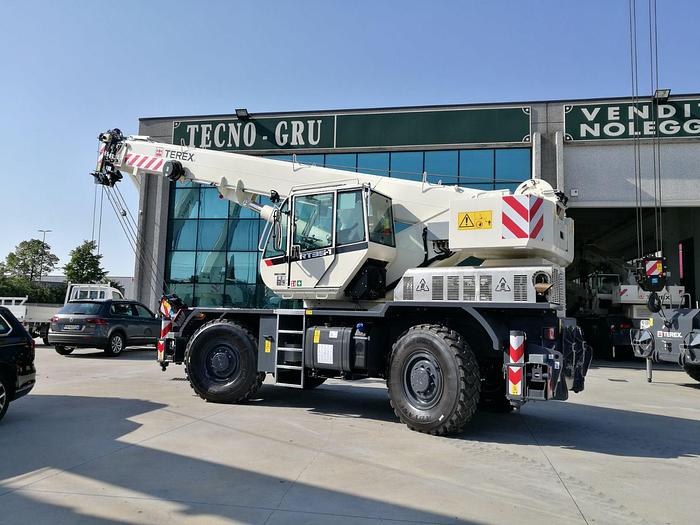 2020 Terex RT35-1